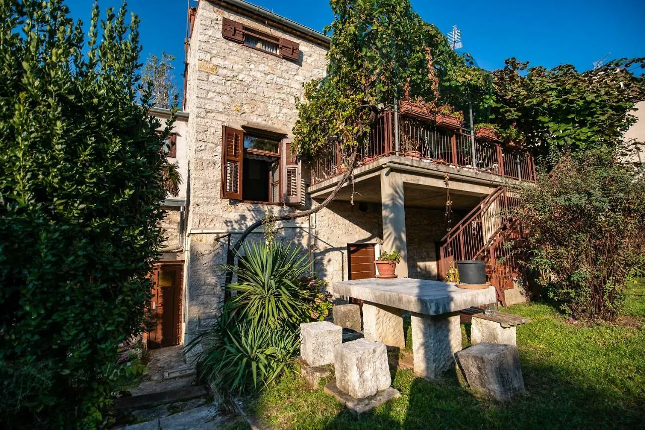 The Sisters Central Apartment Poreč 0*,